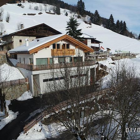 Saxlhof Aparthotel Stanga ภายนอก รูปภาพ