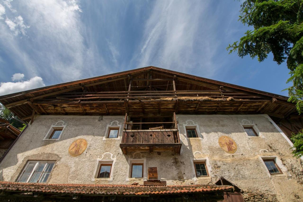 Saxlhof Aparthotel Stanga ภายนอก รูปภาพ